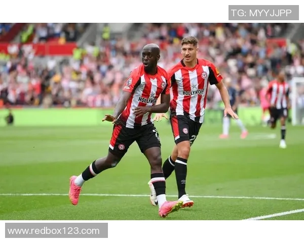 聚焦CSGOV5战队意识提升与战术创新的深度探讨